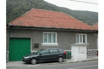 Rumanía Privát Băile Herculane, Exterior